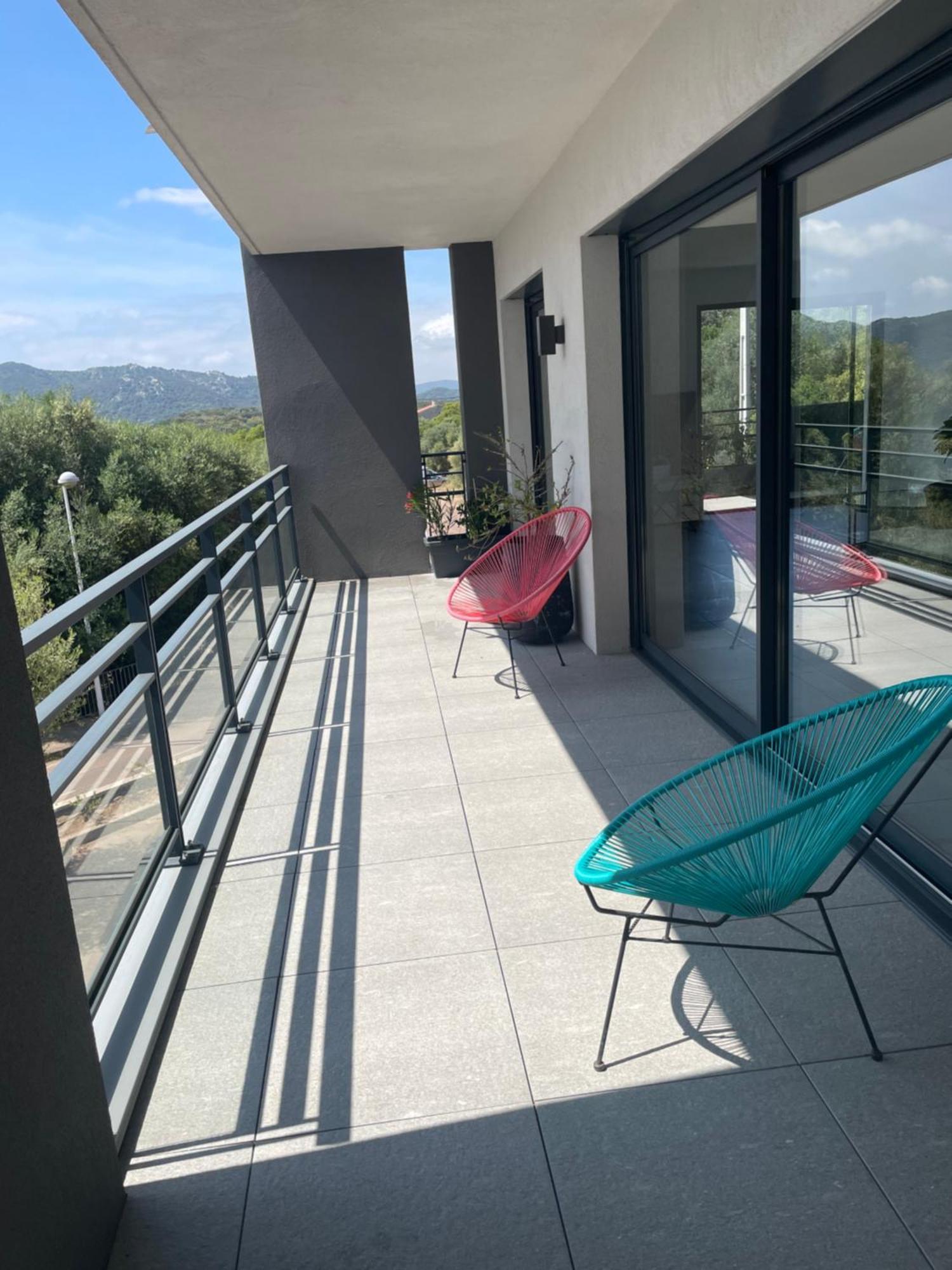 Bel Appartement Spacieux A Porto-Vecchio, 10Min A Pieds Du Centre Ville Extérieur photo